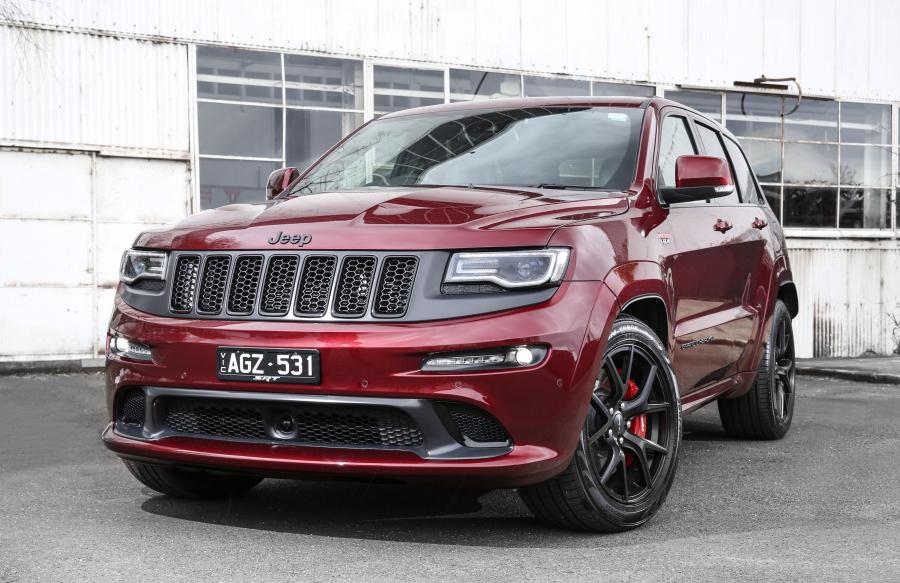  Jeep Grand Cherokee SRT Night 2016 года  (AU) (фото 15 из 26)